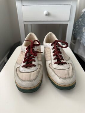 Vintage Gucci sneakers